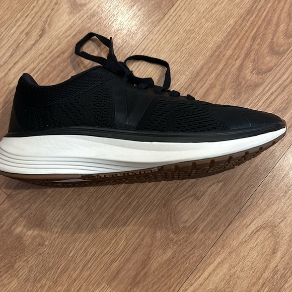 Vionic Limitless comfort sneaker - Picture 2 of 8